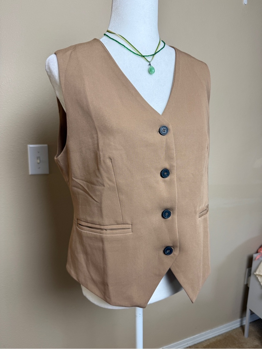 Pocketed Button Up Vest Size Medium - Picture 2 of 8